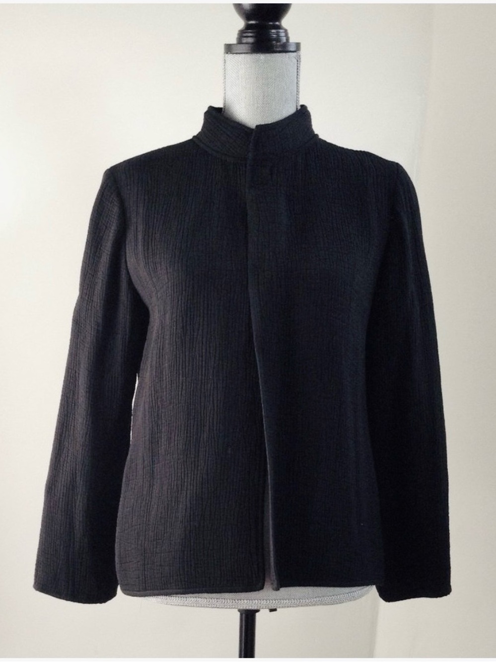 Eileen Fisher Black Crinkle Silk Jacket Petite M Magnetic Front Mandarin Collar